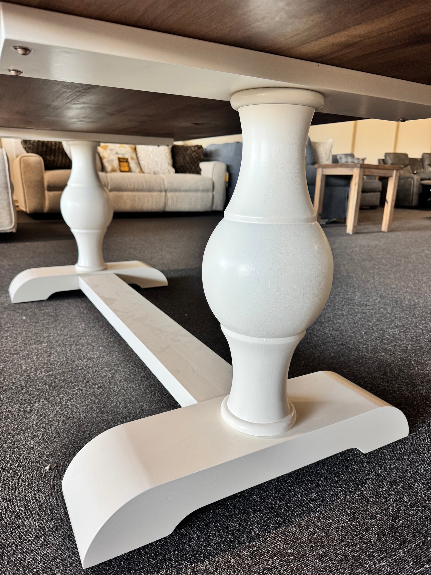 Washington Dining Table