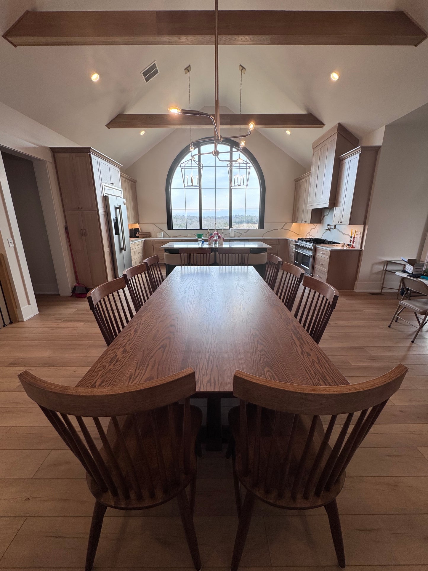 Bardstown Dining Table