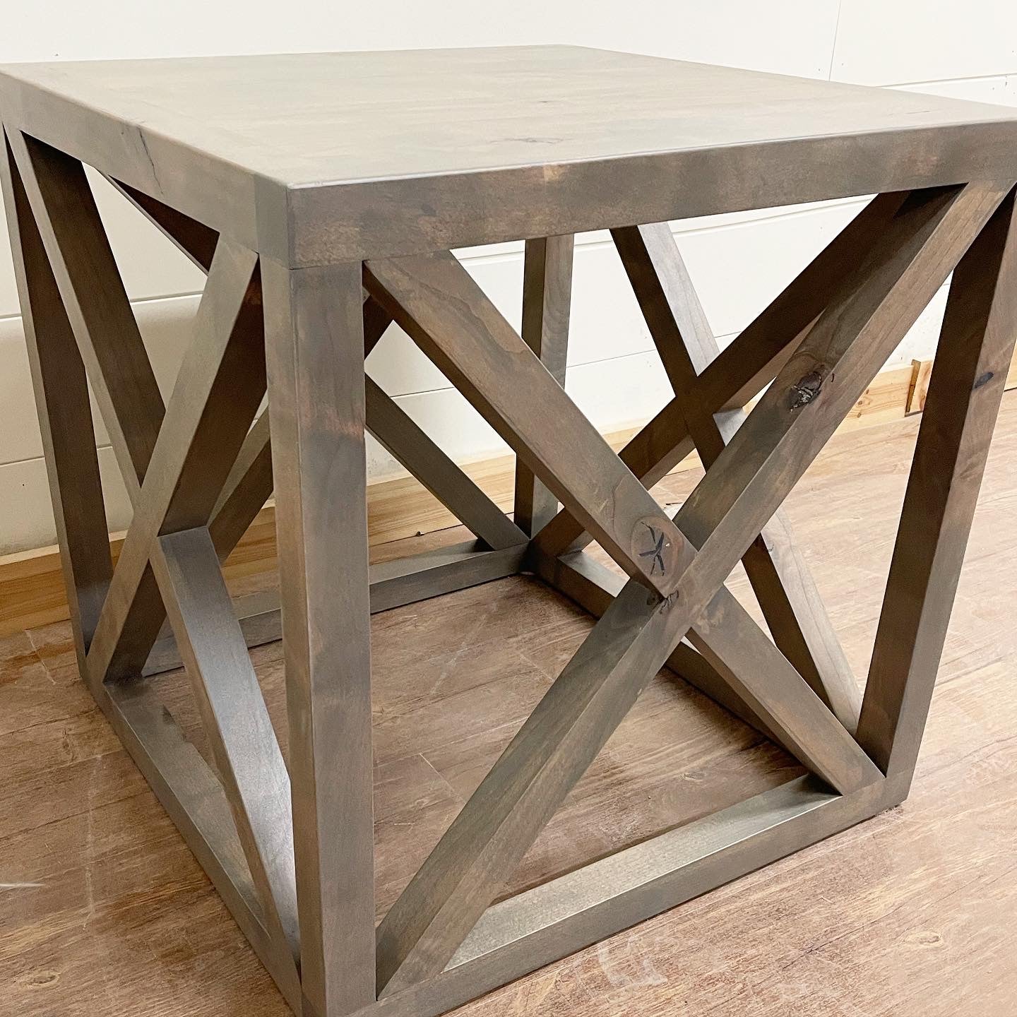 Jaxxon End Table