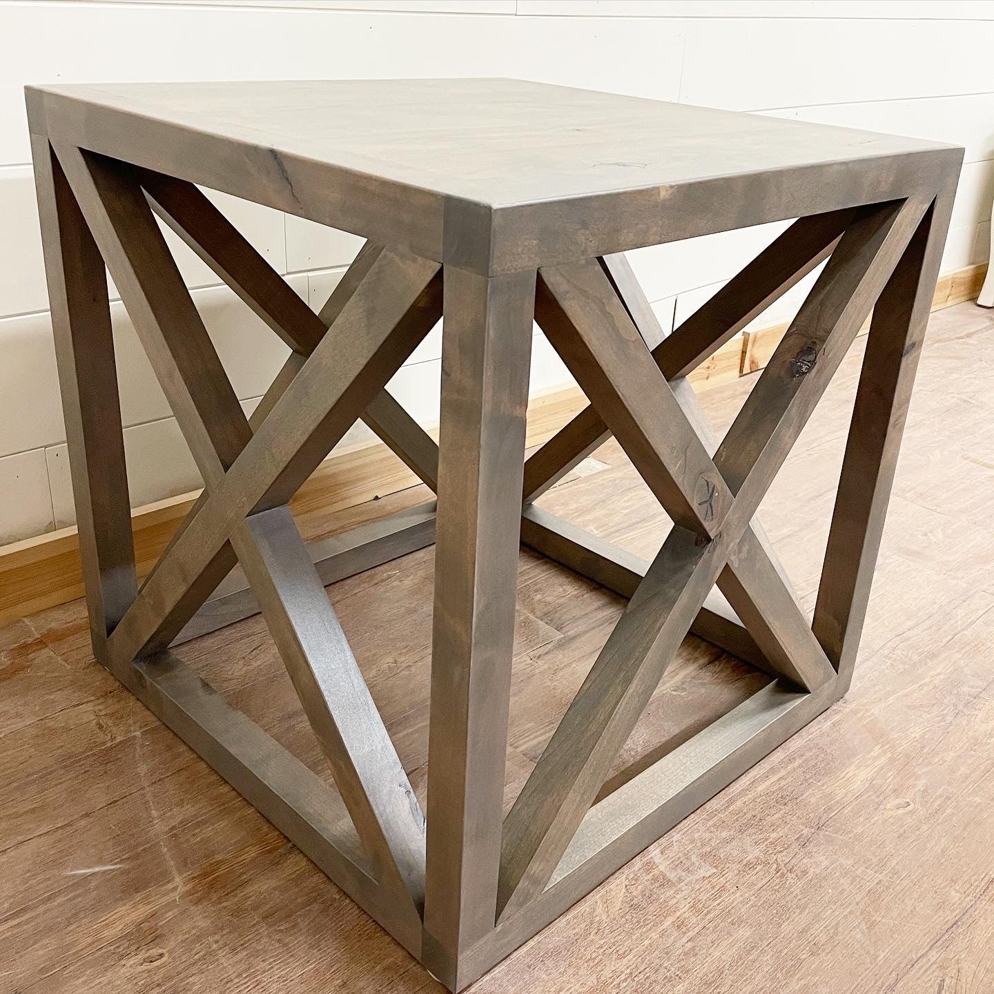 Jaxxon End Table