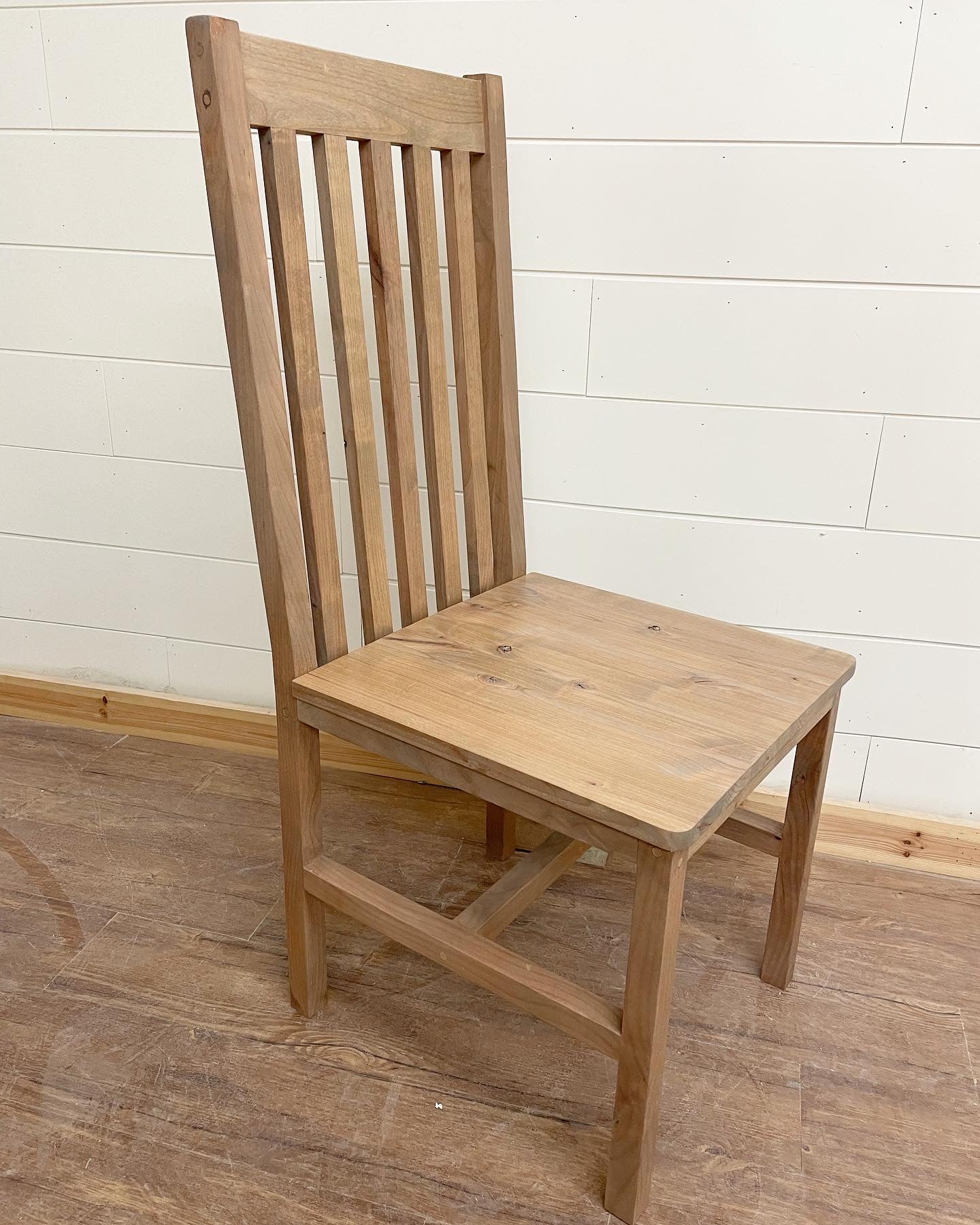 Newton Dining Chair in Rustic Alder stained Weathered Oak.